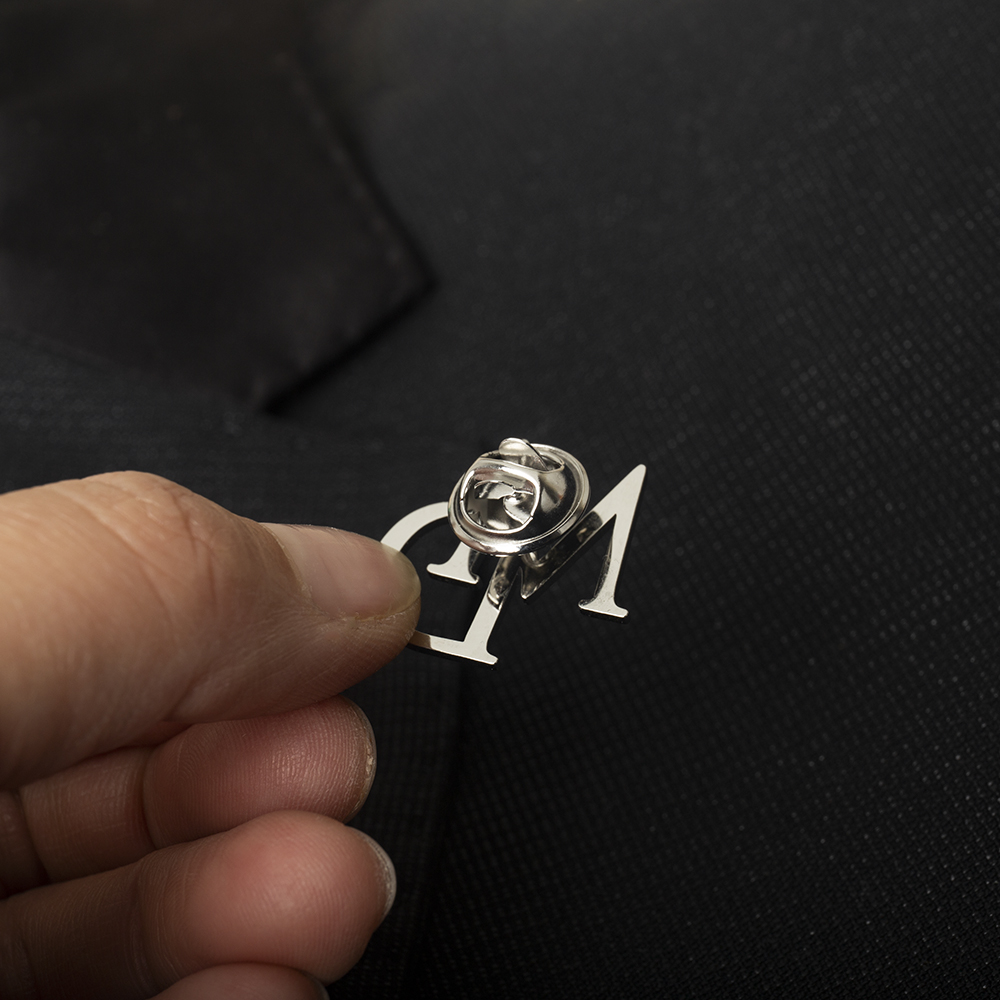 Tangula broche de iniciais per - Men'S Groom avaliação e preço